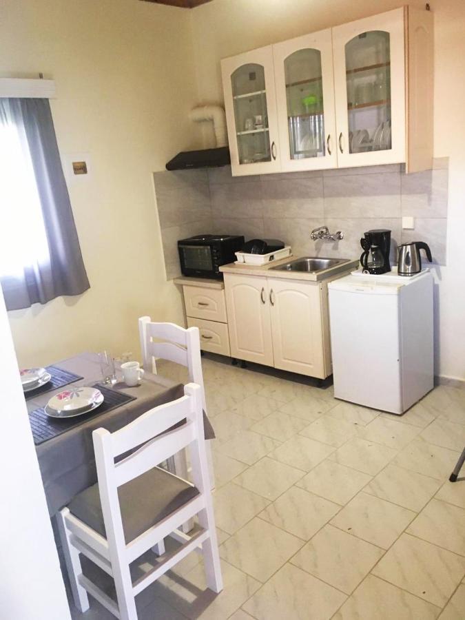 Villa Yannis Рода Екстериор снимка