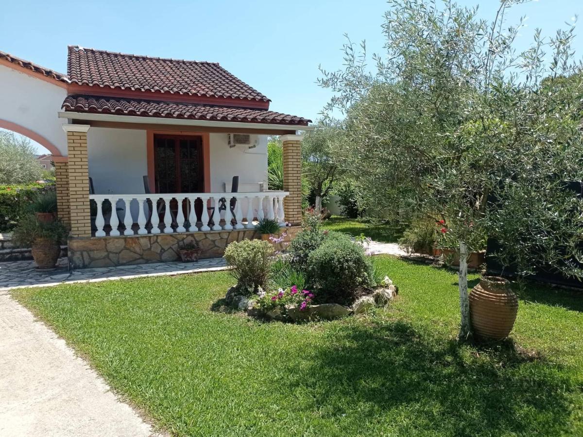 Villa Yannis Рода Екстериор снимка
